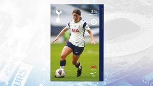 Image post by @SpursWomen on Facebook