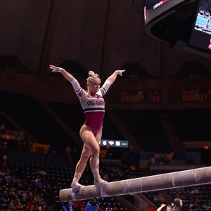 Image post by @ou_wgymnastics on Instagram