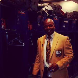 Image post by @emmittsmith22 on Instagram