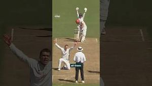 Video post by @cricketcomau on YouTube
