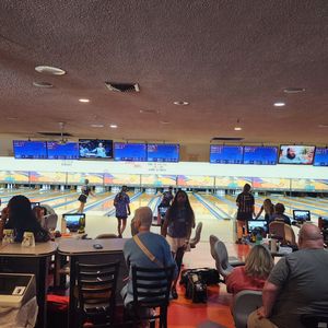 Image post by @stahawksbowling on Instagram