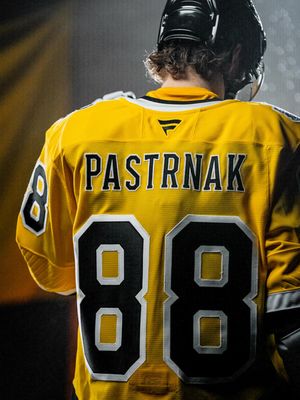 Image post by @bostonproshop on Instagram