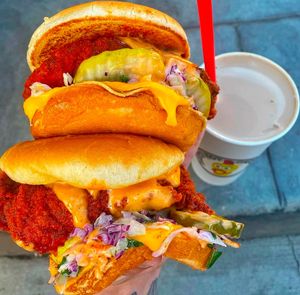 Image post by @daveshotchicken on Instagram