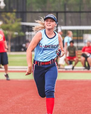 Image post by @softballyouth on Instagram
