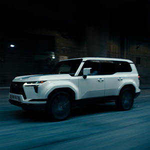 Image post by @discoverlexus on Instagram