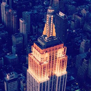 Image post by @empirestatebldg on Instagram