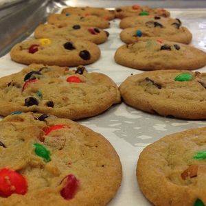 Image post by @insomniacookies on Instagram