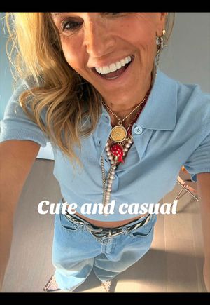 Video post by @shop.with.caroline on TikTok