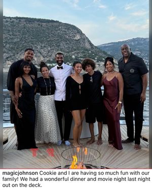 Image post by @theshaderoom on Instagram