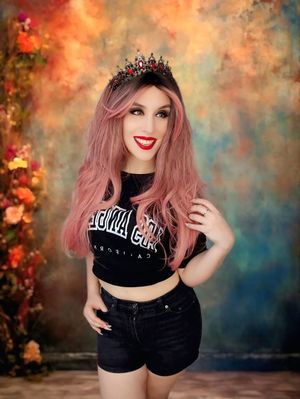 Image post by @rebecagonzalezmusic on Instagram