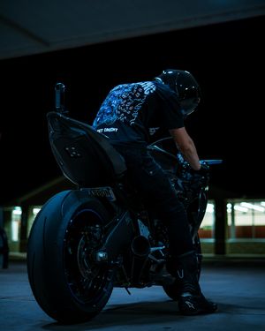 Image post by @hustle_raw on Instagram