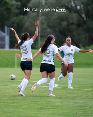 Image post by @oaklandwsoc on Instagram