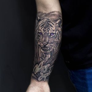 Image post by @sanguinoart on Instagram