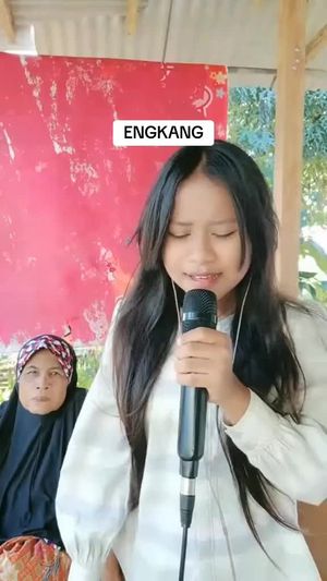 Video post by @da7april on TikTok