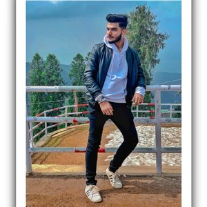 Image post by @humayunkhaan on Instagram