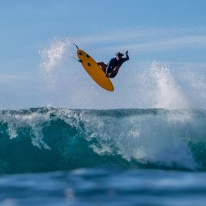 Image post by @elemntsurf on Instagram