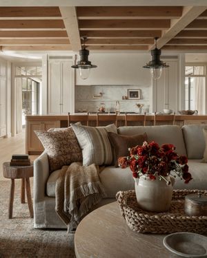 Image post by @shoppeamberinteriors on Instagram