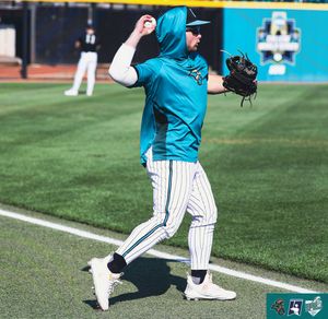 Image post by @CoastalBaseball on Twitter