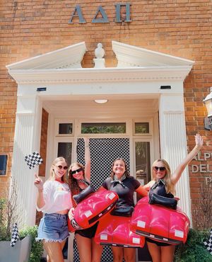 Image post by @samfordpanhellenic on Instagram