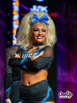 Image post by @varsityallstar on Instagram