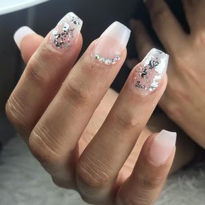 Image post by @nestanails on Instagram