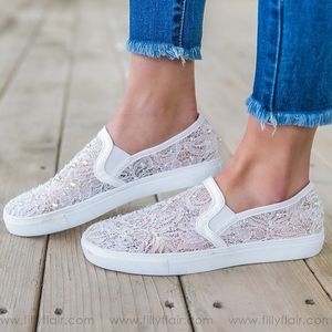 Image post by @shopfillyflair on Instagram