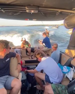 Image post by @charlotteskiboats on Facebook