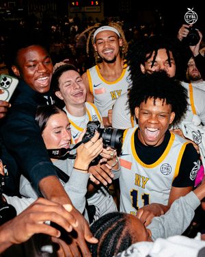Image post by @nikeeyb on Instagram
