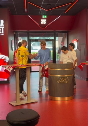 Video post by @azalkmaar on TikTok