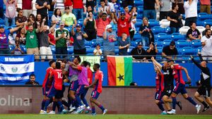 Image post by @iam_chrishill on Twitter