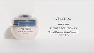 Video post by @shiseidousa on YouTube