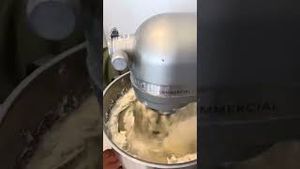Video post by @theblondewhobakes on YouTube