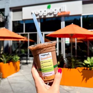 Image post by @santanarow on Instagram