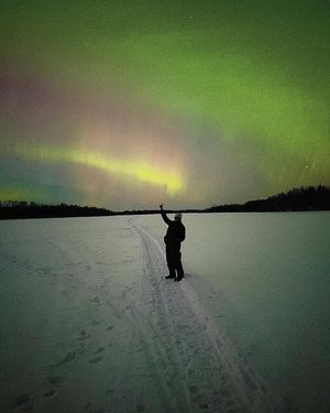 Image post by @grandelylodge on Facebook