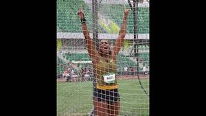 Video post by @usatf on YouTube