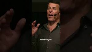 Video post by @tonyrobbinslive on YouTube