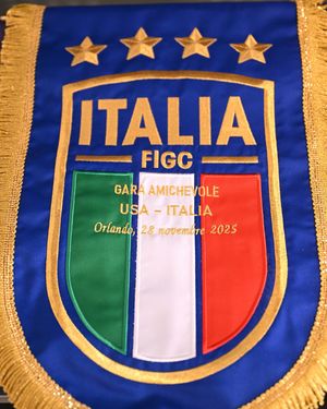 Image post by @azzurrefigc on Instagram