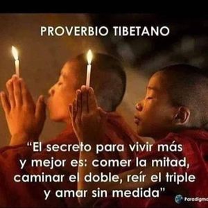 Image post by @redlatina on Facebook