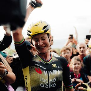 Image post by @letourfemmes on Instagram