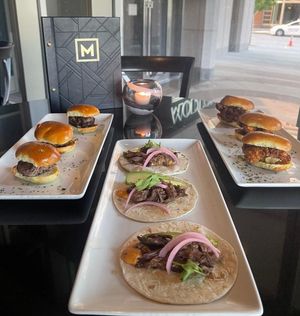 Image post by @mortonssteak on Instagram