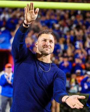 Image post by @gatorsfb on Instagram