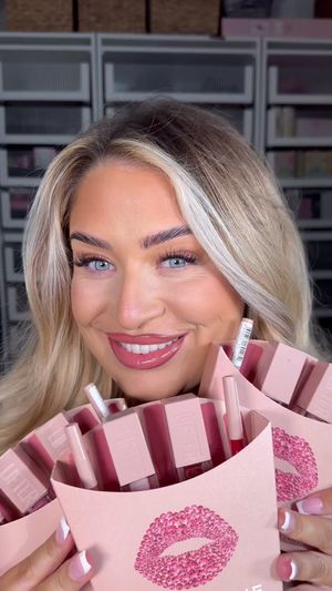 Video post by @beckymorganmakeup on TikTok