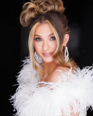 Image post by @missvavolpageant on Facebook