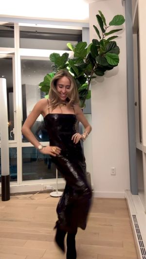 Video post by @livschreiber on Instagram