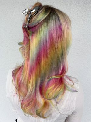 Image post by @pulpriothair on Instagram