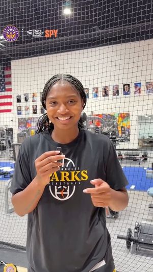 Video post by @la_sparks on Instagram