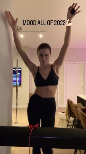Video post by @zoeroe on Instagram