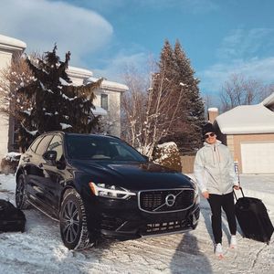 Image post by @mikaelkingsbury on Instagram