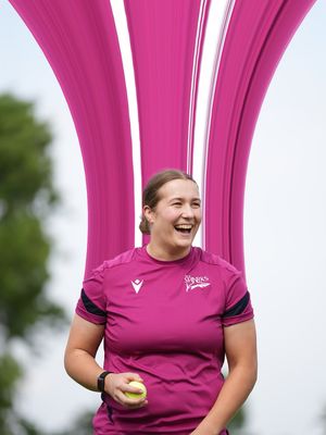 Image post by @salesharkswomen on Instagram