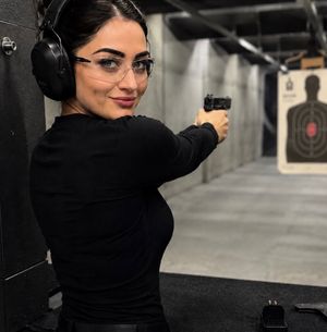 Image post by @zarinamunavarzadeh_official on Instagram